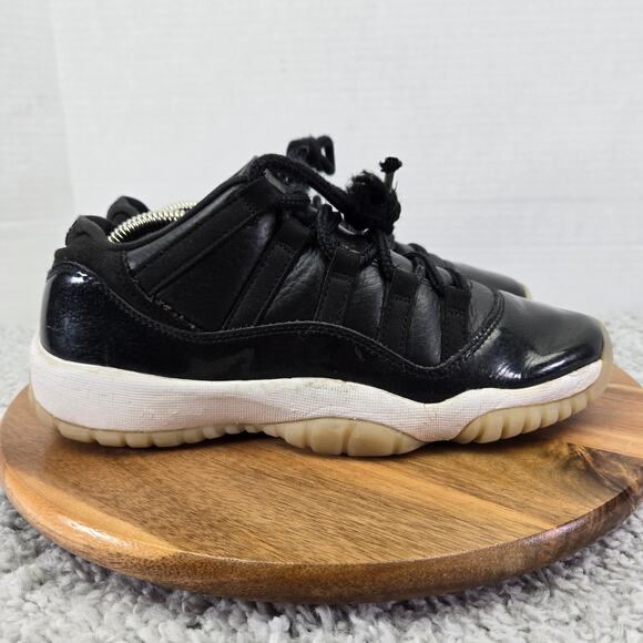 Jordan 11 Retro Low 72-10 GS Black Red Athletic Daily Sneaker Kids 7Y 528896-001 - Picture 3 of 13